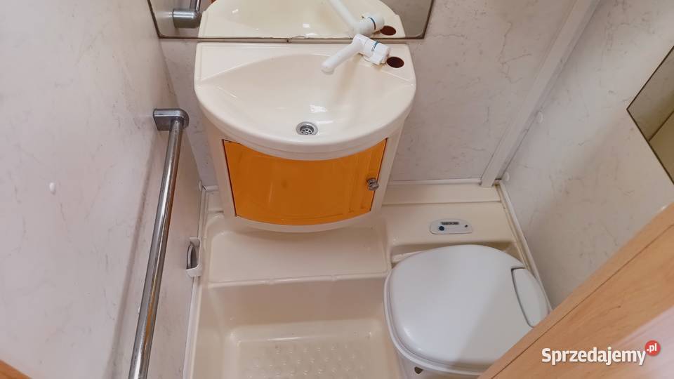 przyczepa kempingowa campingowa kemping OKAZJA śląskie Międzybrodzie Bialskie sprzedam