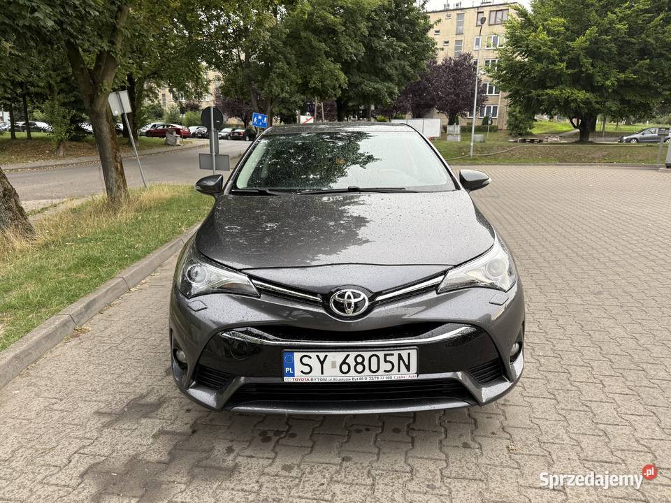 Toyota Avensis 2016 18 benzyna Gwarancja Będzin