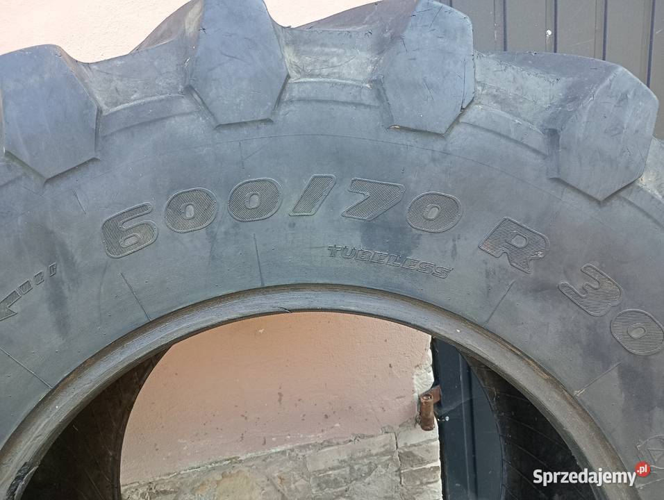 Opona Trelleborg 600 70 R30 świętokrzyskie Bodzentyn