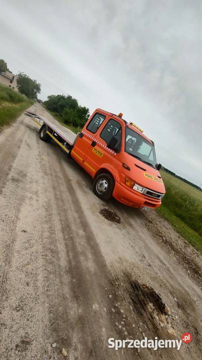 Autolaweta laweta pomoc drogowa Iveco Daily 28 wielkopolskie Książ Wielkopolski