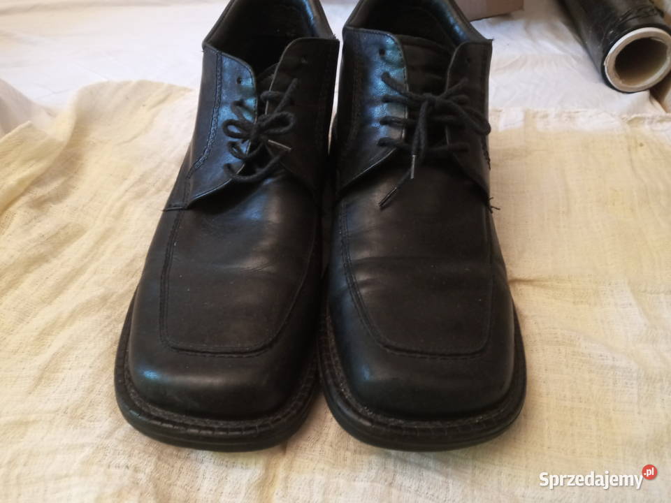 Czarne buty Lavarazione Artigiana r 42 Półbuty