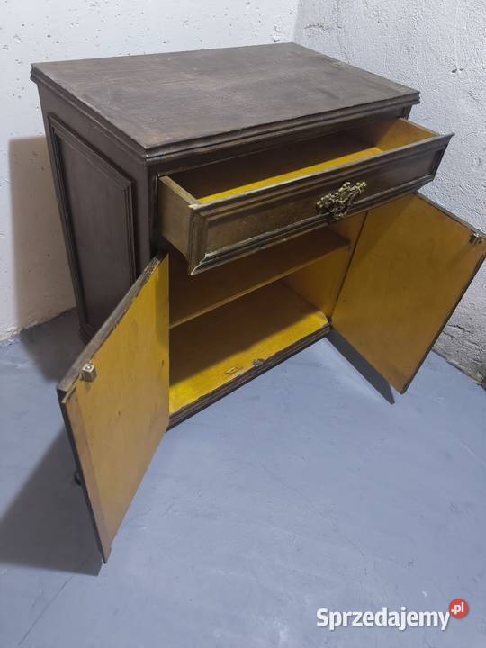 Komplet Stylowych Mebli Vintage Okres Łódź