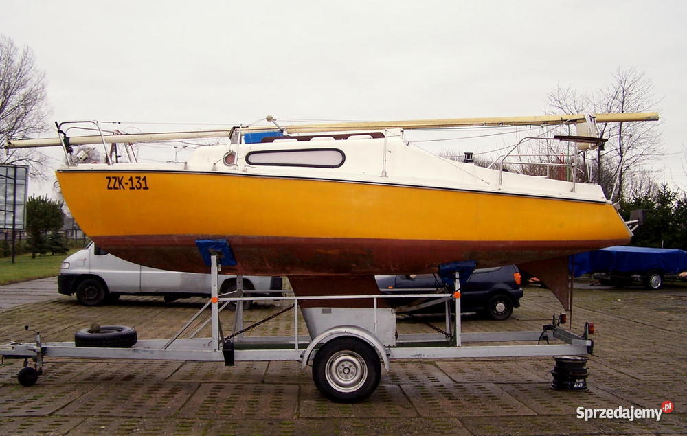 Jacht żaglowy 6m z przyczepą Kołobrzeg sprzedam