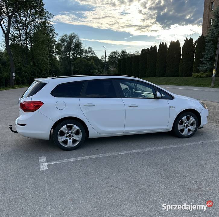 Opel Astra J 17 diesel 2011r 1700cm3 podkarpackie Pilzno