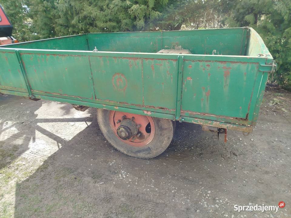 Przyczepa dwukołowa jednoosiowa Przyczepy rolnicze Żurawiczki sprzedam