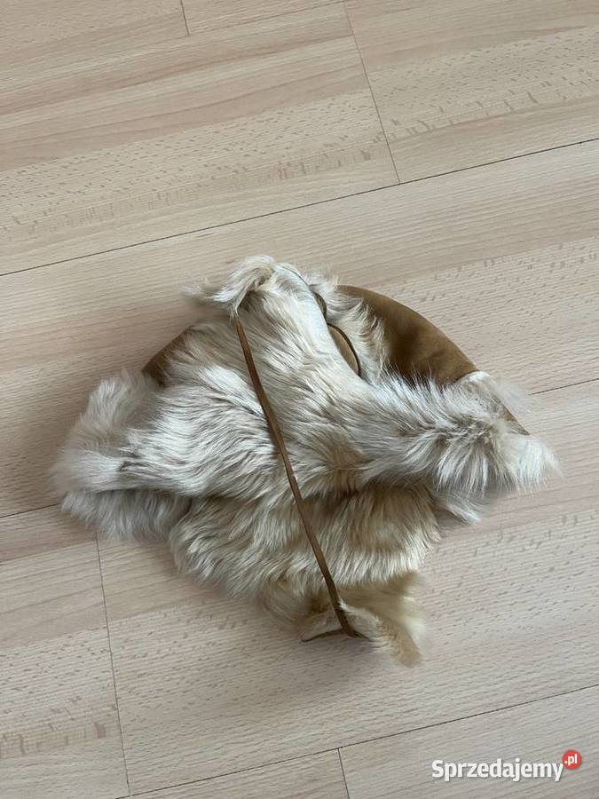 Czapka uszatkapilotka z naturalnego futra Banana sprzedam