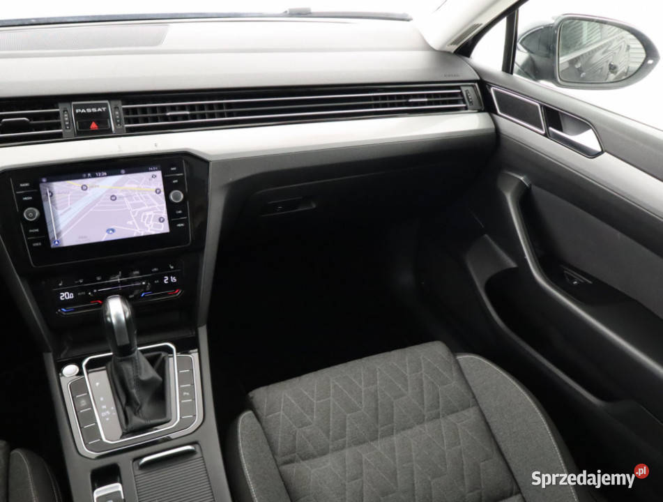 VW Passat 20 TDI czarny Bielany Wrocławskie