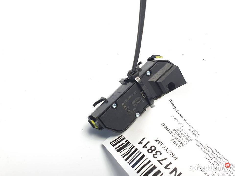 PRZYCISK MERCEDES C W205 4MATIC A2139057502