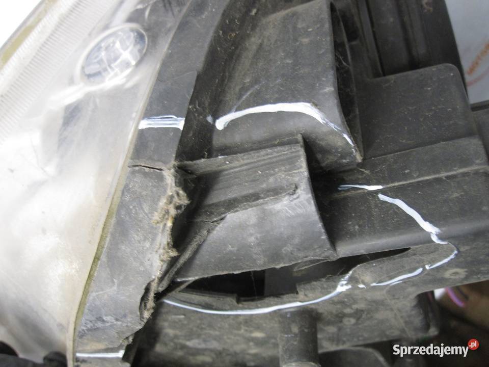 NISSAN QASHQAI I J10 07r lampa lewa przód ANGLIK osobowe Motoryzacja Kielce