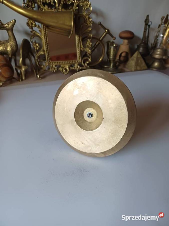 Mosiężny dziadek do orzechów śruba