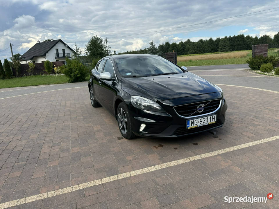 Volvo V40 II 2012 światła przeciwmgielne Lipówki