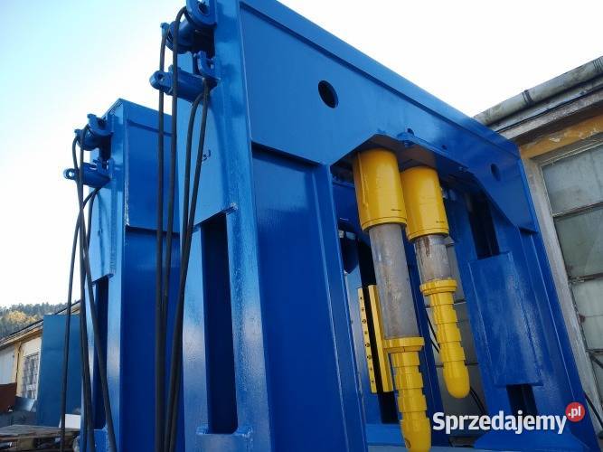 Prasa hydrauliczna bramowa PATENTUS PAT30022502 Stary Sącz