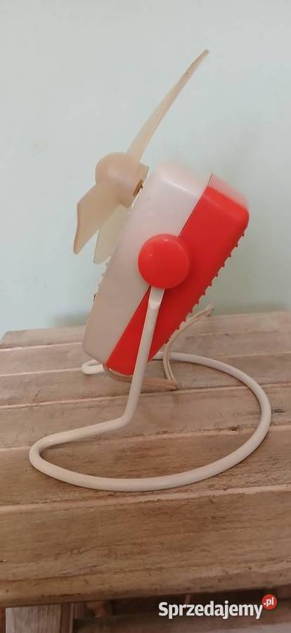 Kultowy polski wiatrak Z czasów PRLu Kraków