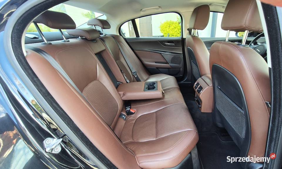 Jaguar XE 20 Diesel Ładny Bogato wyposażony garażowany Samochody osobowe małopolskie