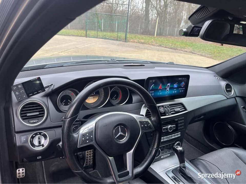 MercedesaBenz W204 C250 4matic 7gtronic 204 AMG Warszawa sprzedam