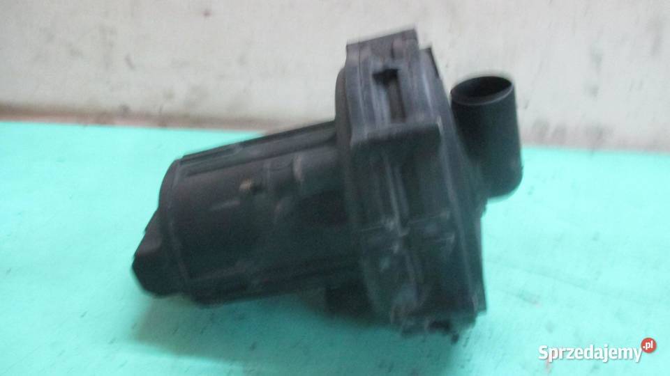BMW E38 LIFT 28 B 01r pompa powietrza wtórnego osobowe świętokrzyskie