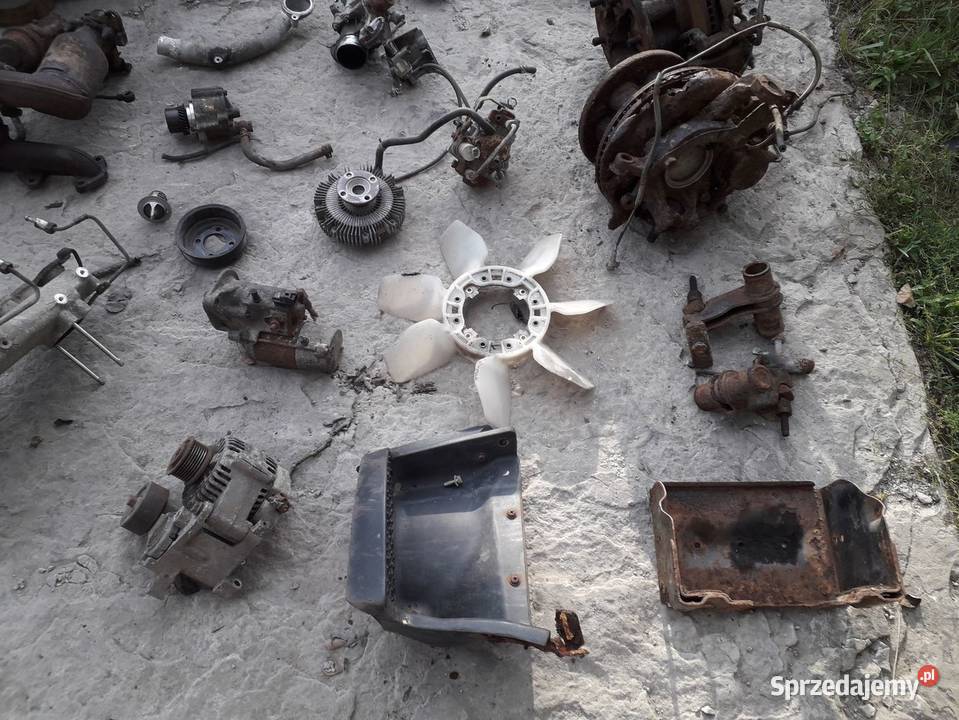 Toyota Dyna 150 2005r 25 25d4D rozrusznik Złoczew sprzedam