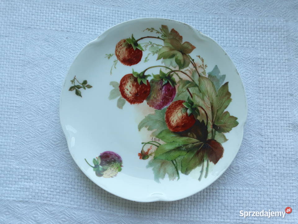 talerz talerze porcelana poziomki stary antyk Porcelana i szkło