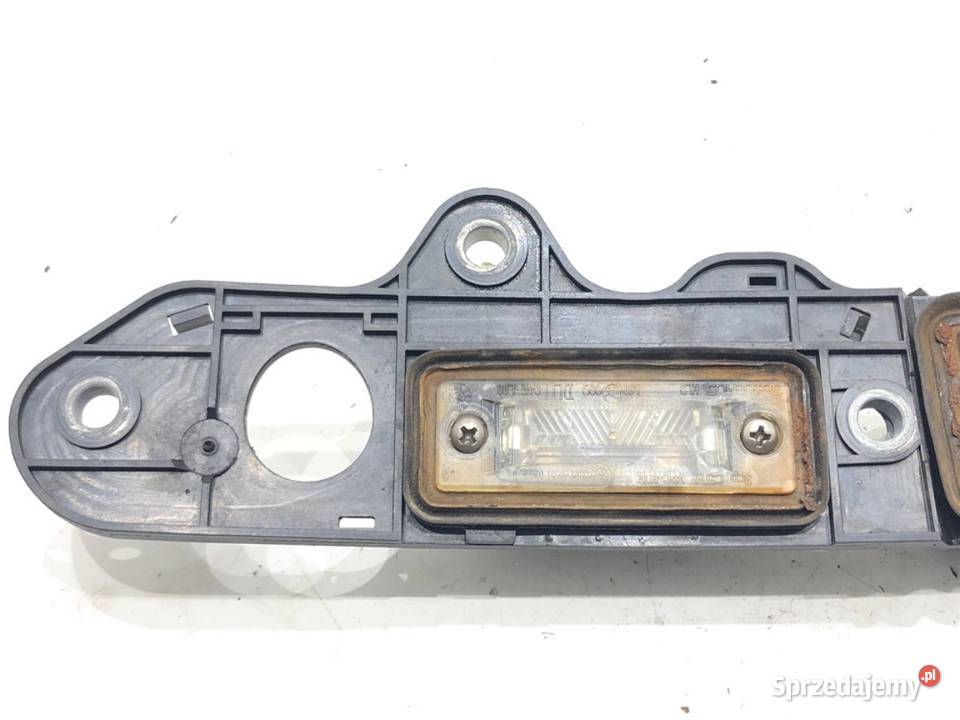 KLAMKA KLAPY TYŁ VW TOURAN Minivan 0310