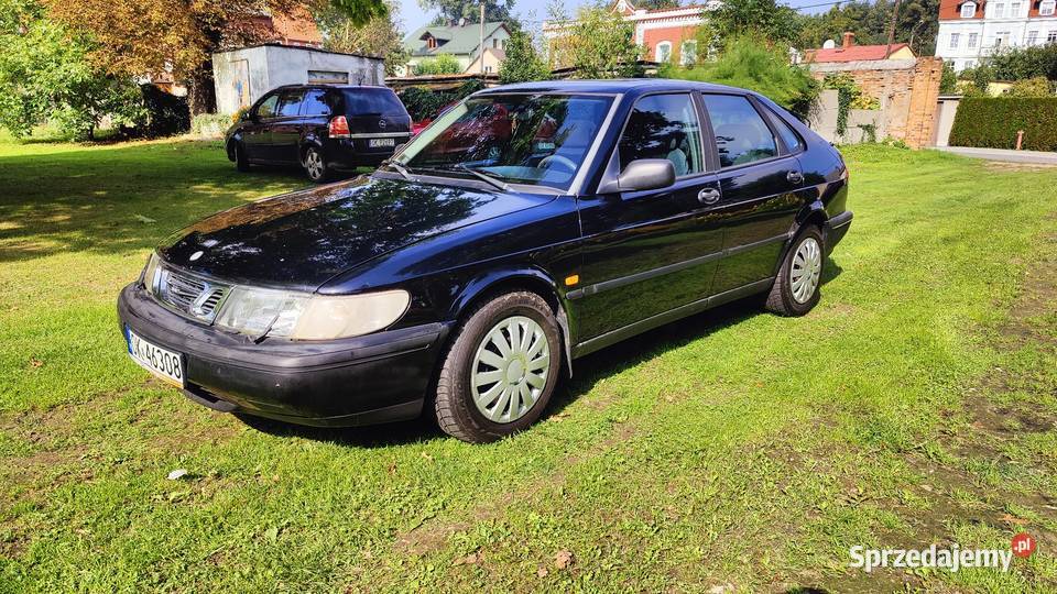 Saab 900 20 ładny stan Okazja manualna Nieznaszyn