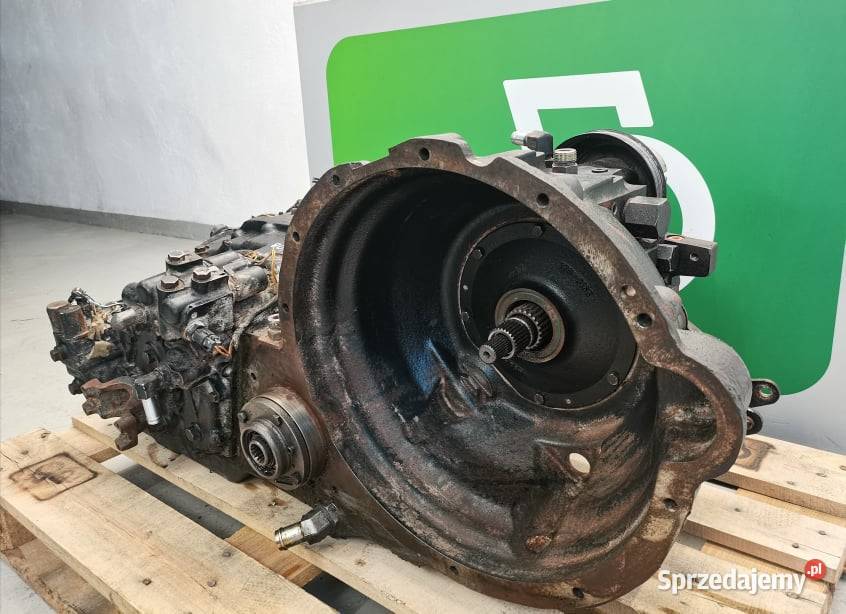 Skrzynia biegów CAT TH 330 Wilkowo sprzedam