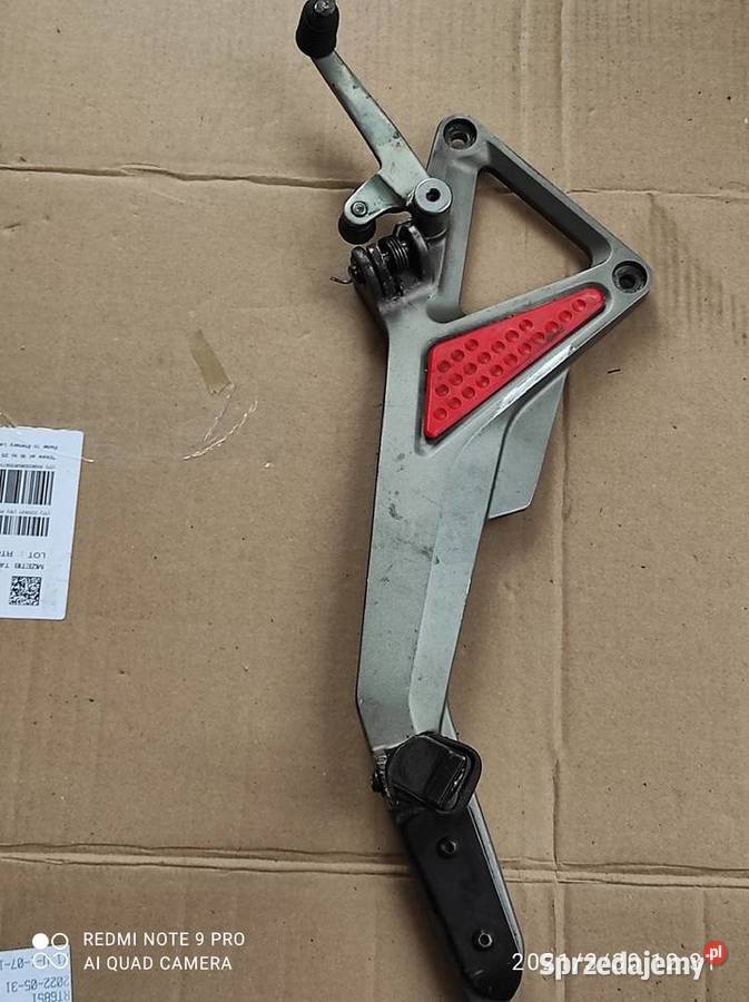 Honda Hornet 600 set podnóżek kierowcy lewy mazowieckie Warszawa