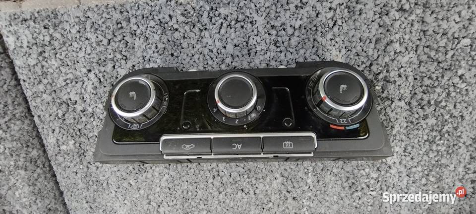 Golf 6 Variant podsufitka tapicerka plastiki Łęczna