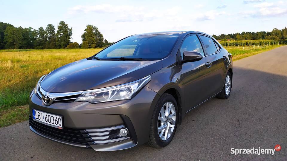 Toyota Corolla E18 2016r 16 132 LPGbenzyna Międzyrzec Podlaski