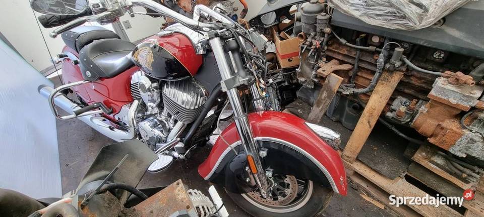 LAGA LAGI KOMPLET MOTOCYKL INDIAN CHIEFTAIN 2016 Lipno