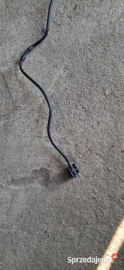 Przewód wyrównawczy zbiorniczka wody chłodnicy