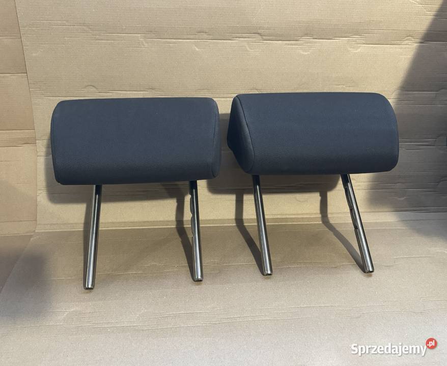 Zagłówki 2 Skoda Octavia II tylna kanapa Poznań