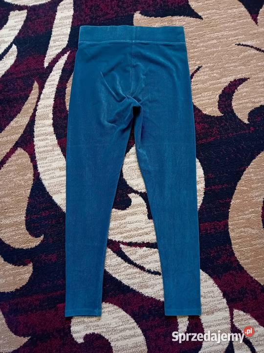Legginsy prążkowane elastyczne i dopasowane Warszawa