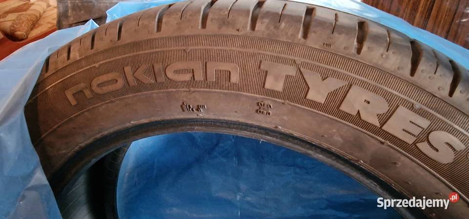 Opony letnie Nokian Tyres 23555 R19 komplet Turek sprzedam