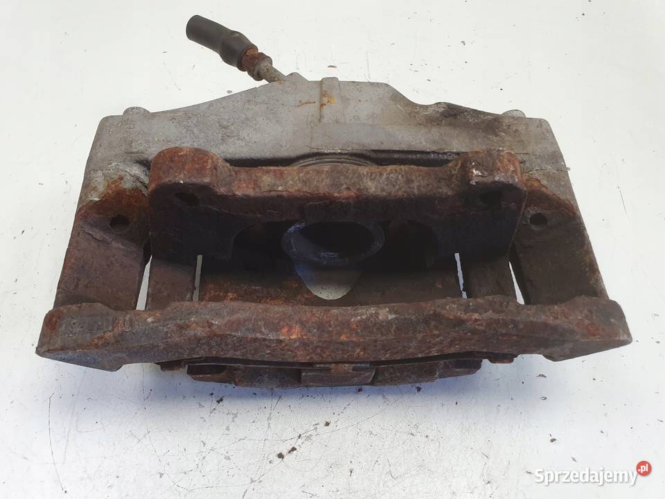 Volvo XC90 I PRZEDNI ZACISK HAMULCOWY lewy przód osobowe Chełm sprzedam