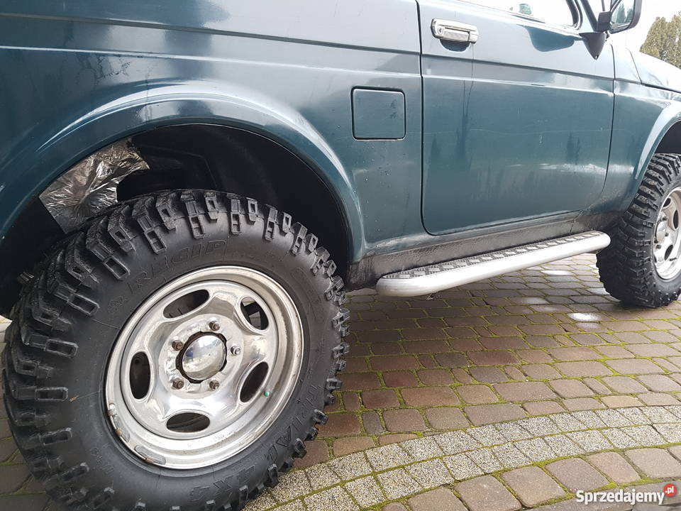 Śliczna niva Lada pachnie nowością nieuszkodzony Lada sprzedam