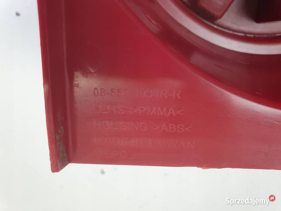 Citroen Berlingo II III 1218r TYLNIA PRAWA LAMPA