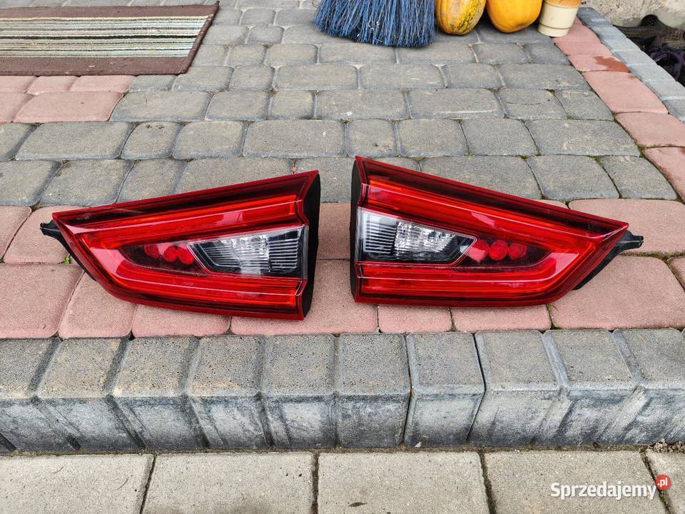 Sprzedam dwie lampy tylne Nissan Qashqai lift Lampy cofania Lampy cofania Krosno