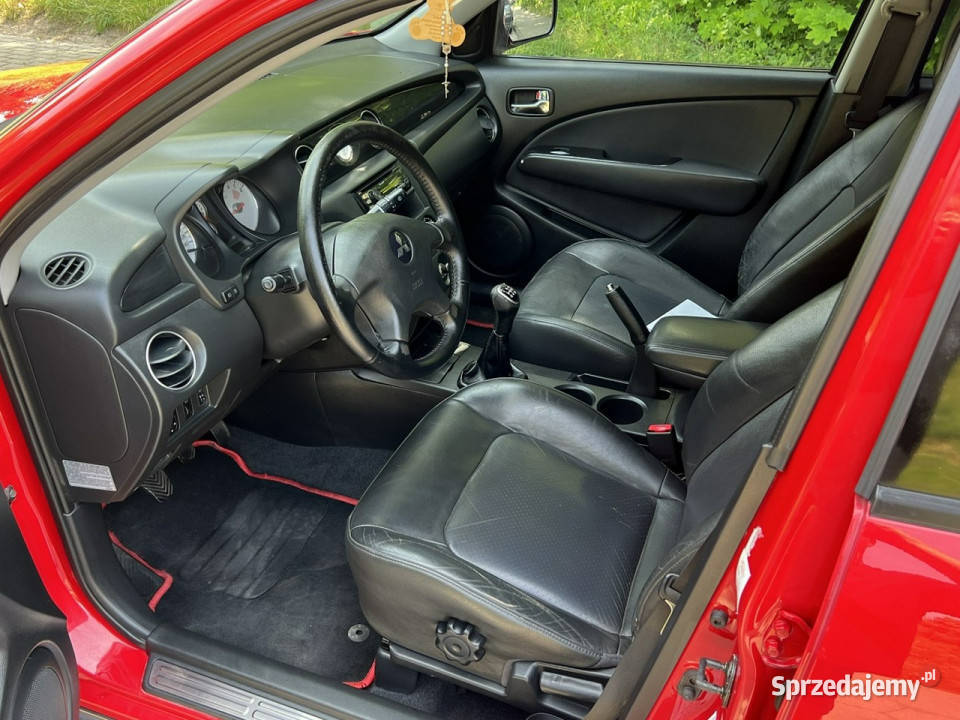 Mitsubishi Outlander Mitsubishi Outlander 4x4 napęd 4x4 Gostyń
