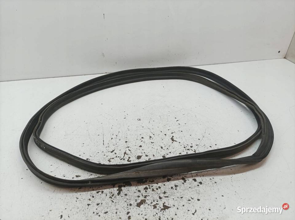 USZCZELKA KLAPY DRZWI TYŁ BAGAŻNIKA KAROSERYJNA osobowe