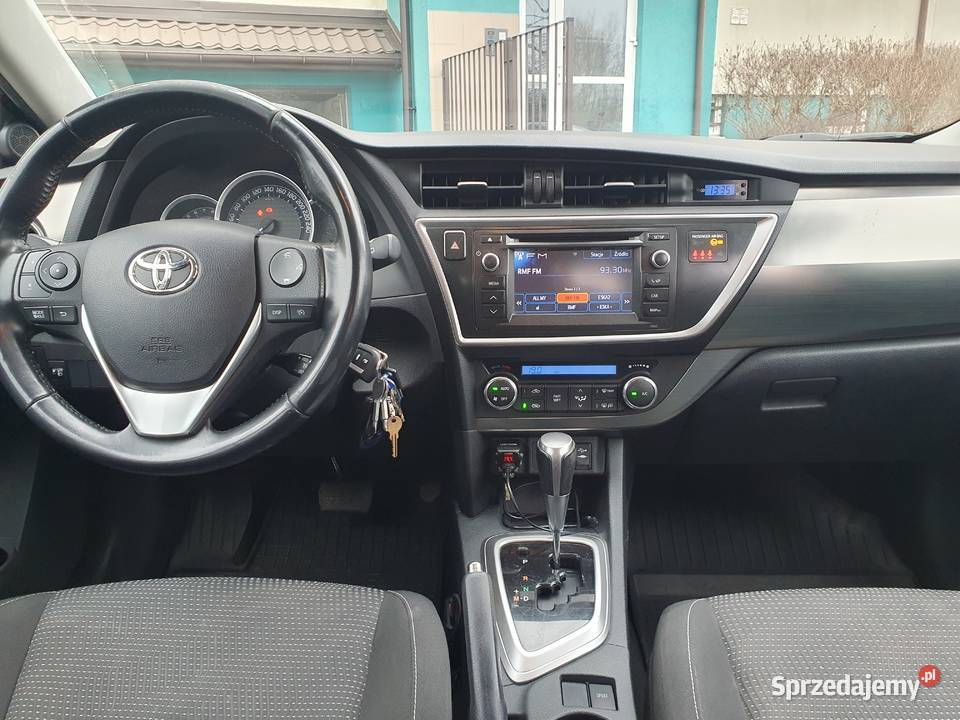 Toyota Auris 16 Valvematic MultidriveS Toruń sprzedam