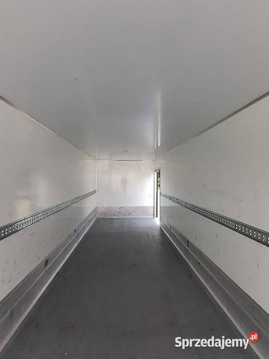 Kontener Magazynowy Kontener Izoterma Magazyn 9 10000kg Laskowa