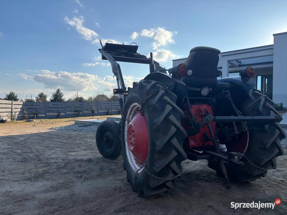 Ciągnik international B275 International kujawsko-pomorskie Koronowo