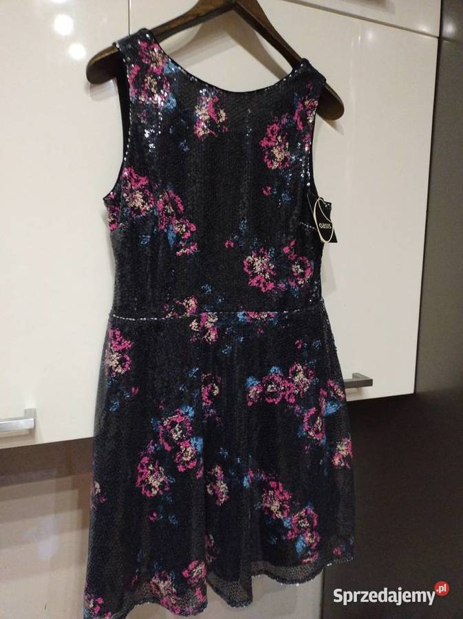 Sukienka imprezowo koktajlowa w całośći z Lublin