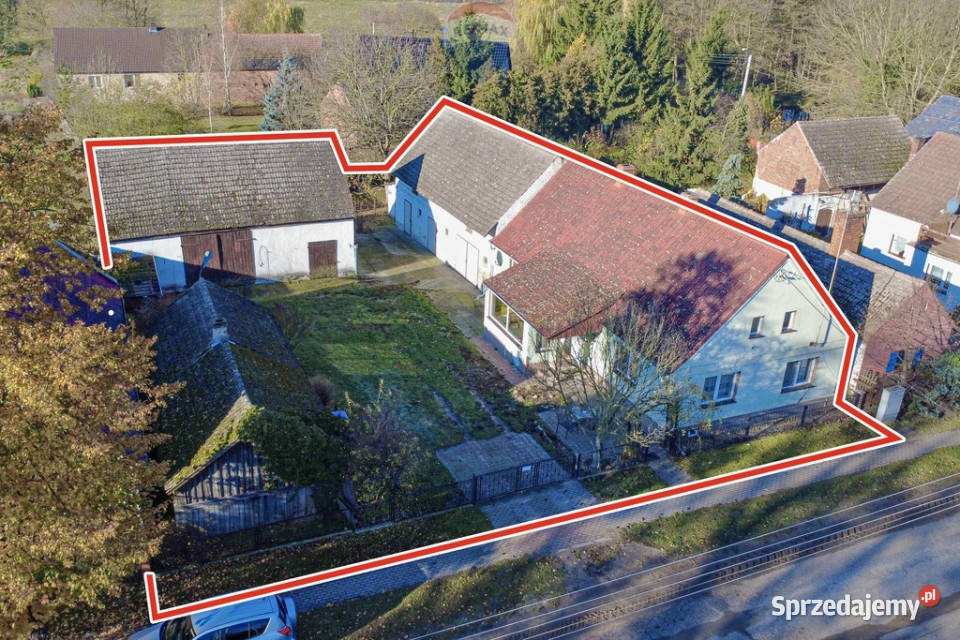 Dom z warsztatem stodołą i oborą Rok budowy 1930 Pyrnik