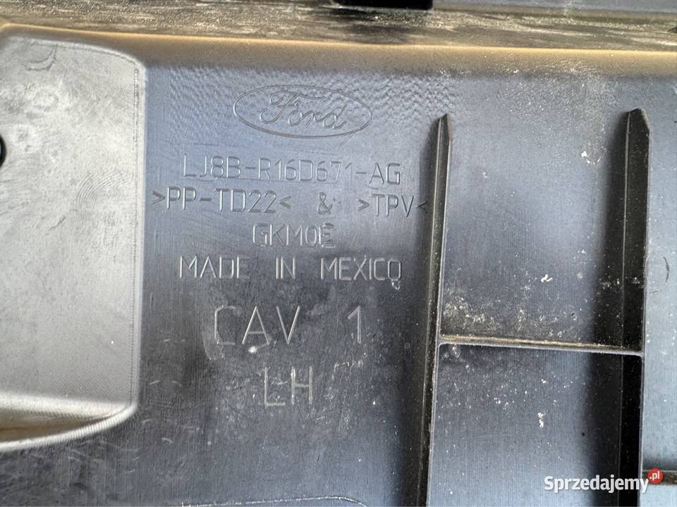 Listwa lewa schowka pod maską mustang Mache Sieraków