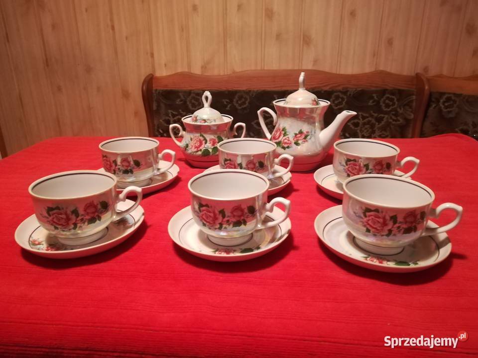 Porcelan serwis kawowy herbaciany opalizujący mazowieckie Kręćkowo