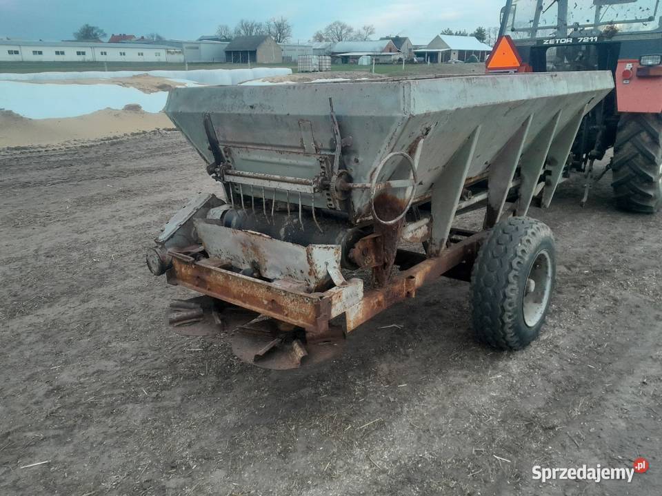 Wapniarka rozsiewacz rcw 3 piast Kępno