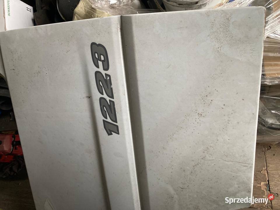 Drzwi Mercedes Atego I Prawa Strona bez korozji ciężarowe Poznań