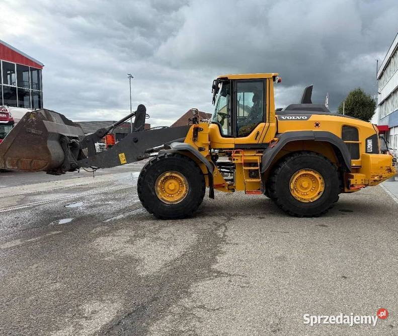Ladowarka kolowa Volvo L 120 H mazowieckie