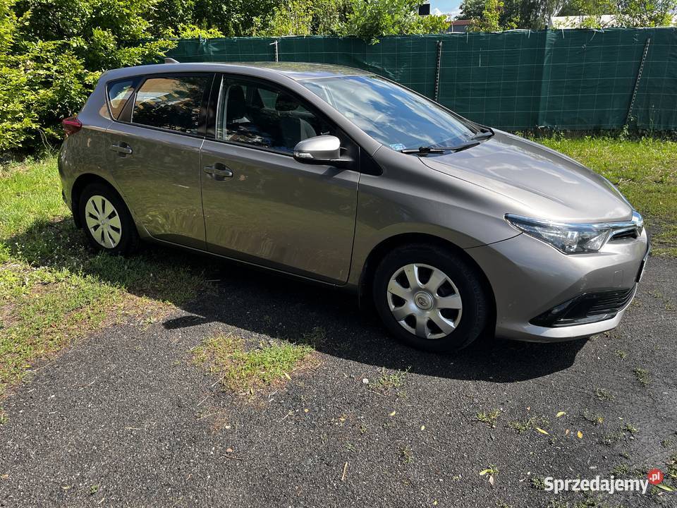 Toyota Auris 2015 130KM Auris Poznań